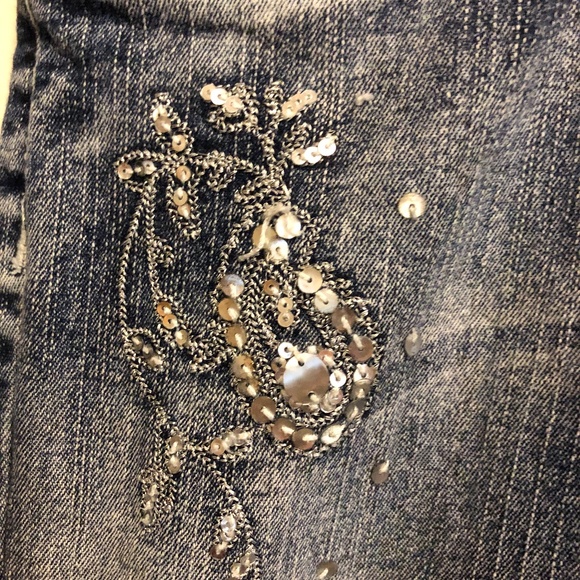 🌻3/$20🌻Charm Girls embellished flare jeans - Picture 3 of 5